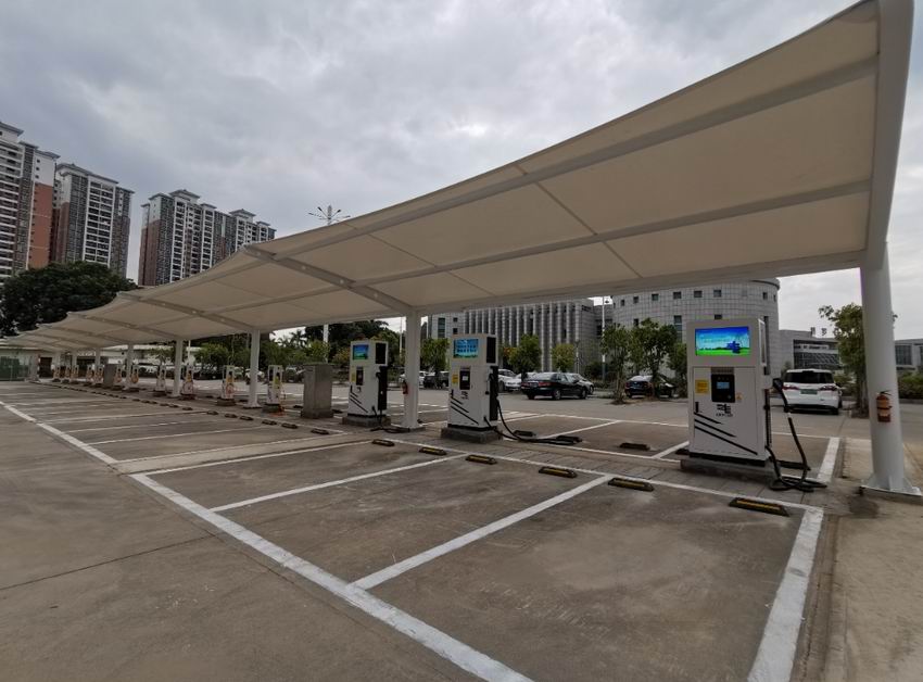 充電樁車棚