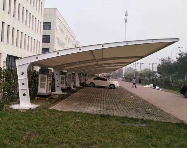 充電樁車棚
