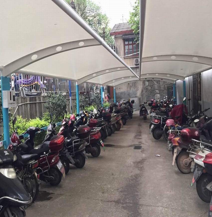 電動自行車棚