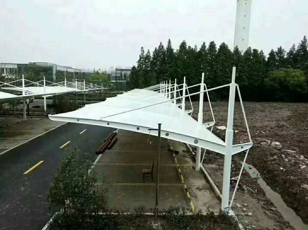 膜結(jié)構(gòu)車(chē)棚